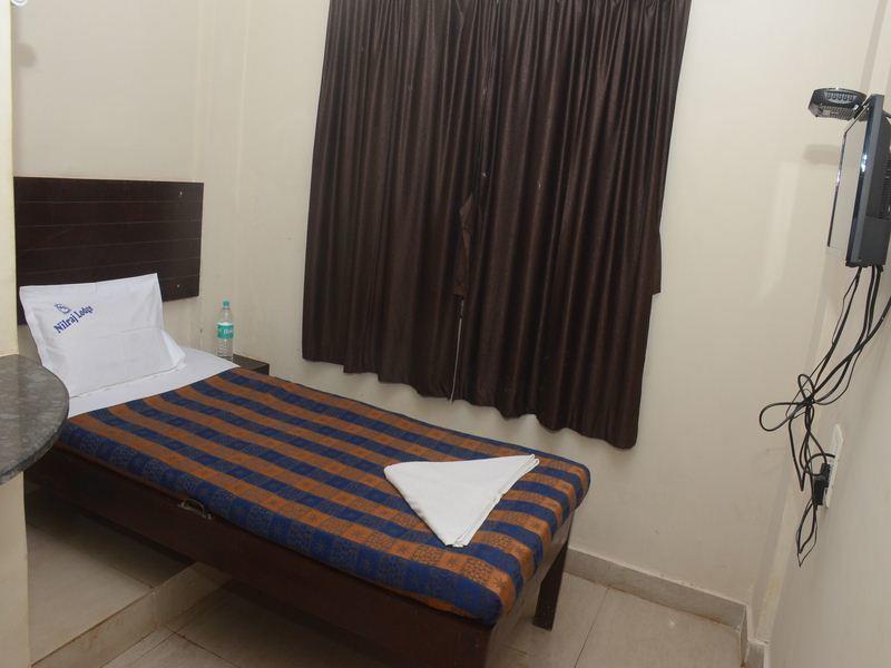 Nilraj Lodge Ratnagiri Exterior photo